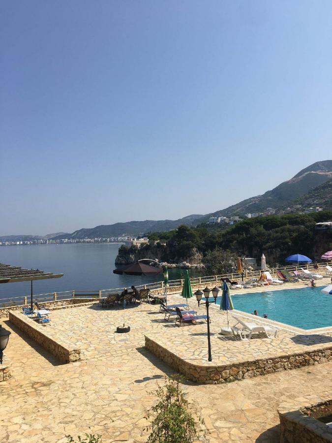 Iris Apartments Vlore Exterior photo